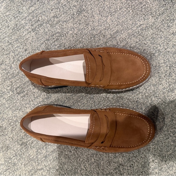 Brown Suede Loafers for Women 7.5 - Picture 3 of 4